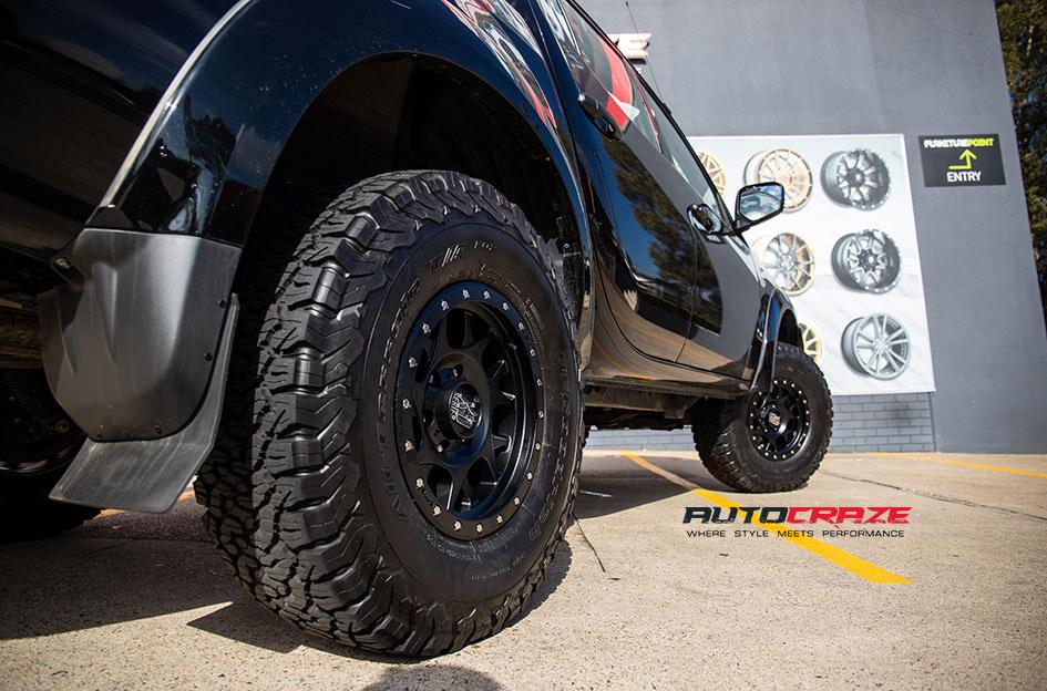 MITSUBISHI TRITON BULLY XD SATIN BLACK